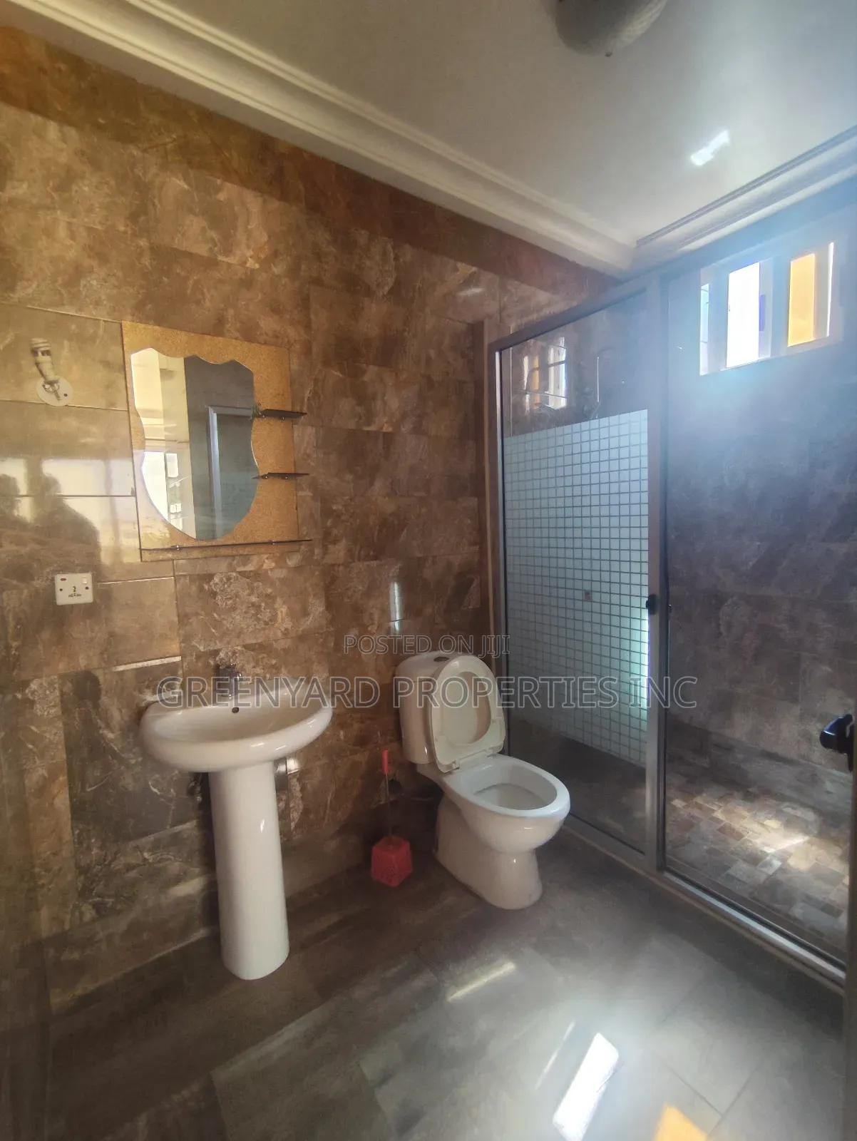 2bdrm Apartment in Adjiringanor, East Legon for rent