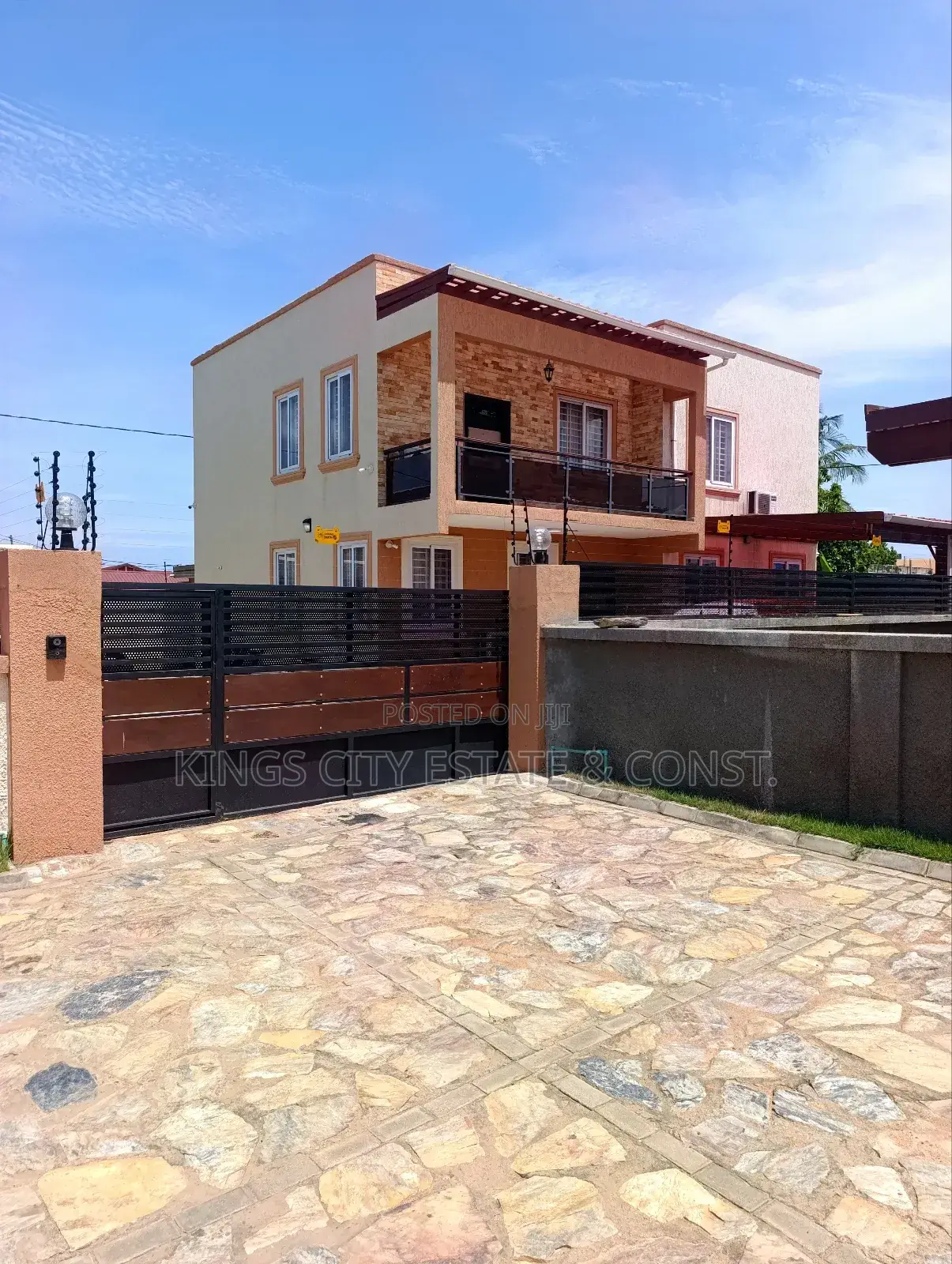 4bdrm House in Mile-7, Achimota for sale