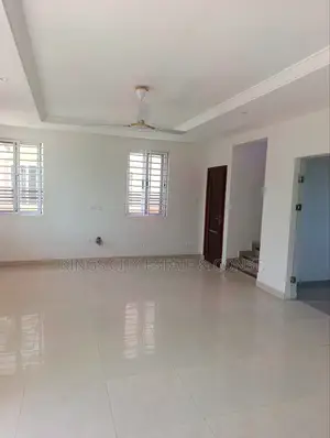 4bdrm House in Mile-7, Achimota for sale