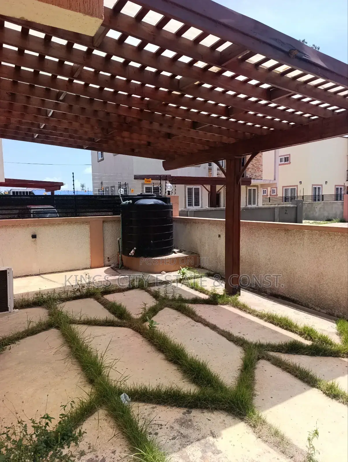 4bdrm House in Mile-7, Achimota for sale