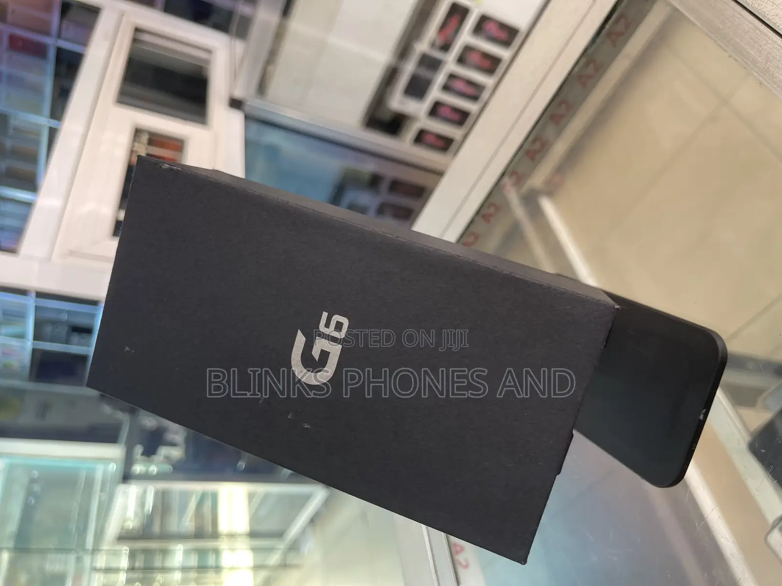 New LG G6 64 GB Gray