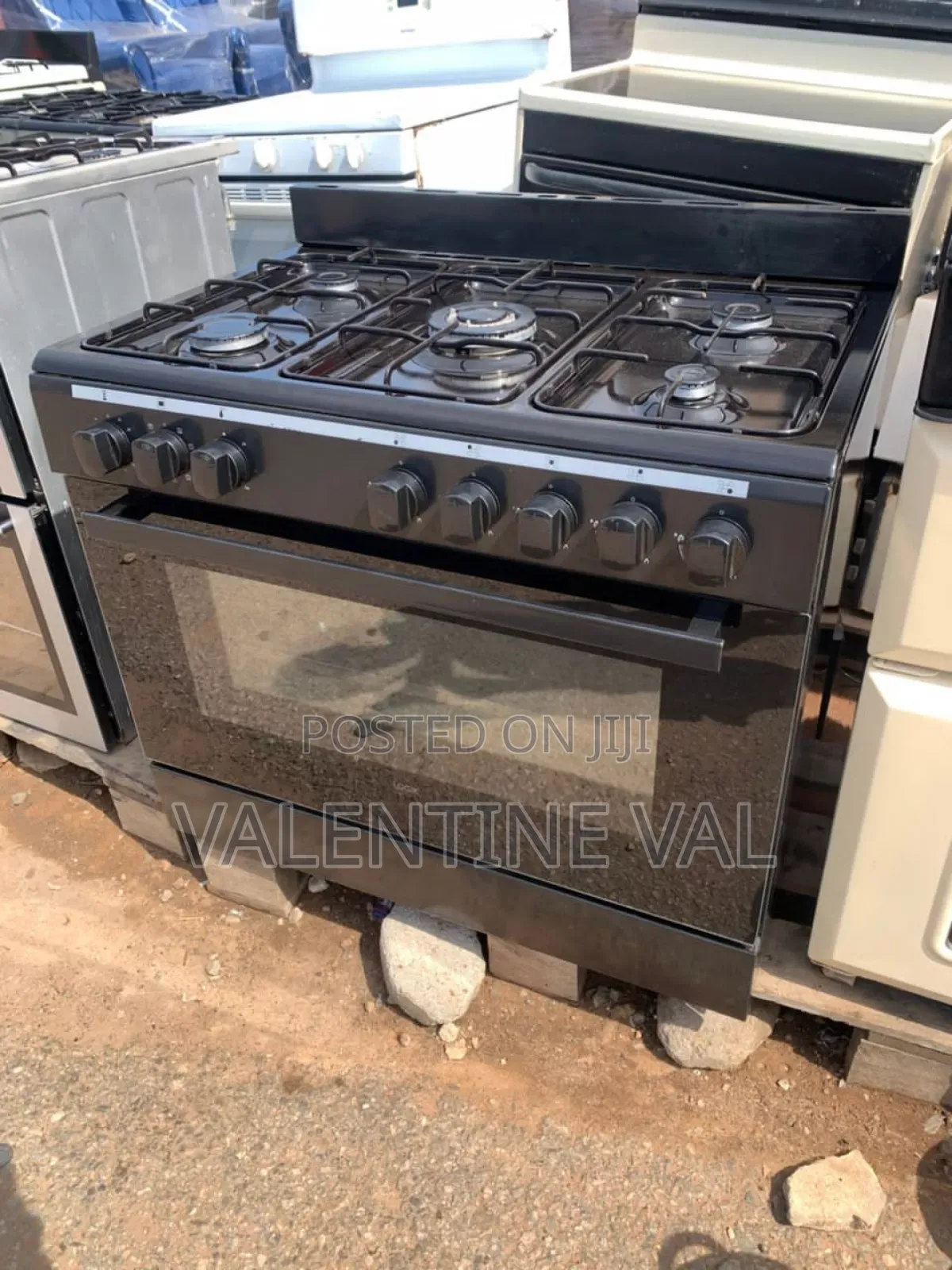 5 Burners Stove With Oven and Grill Working Perfectly