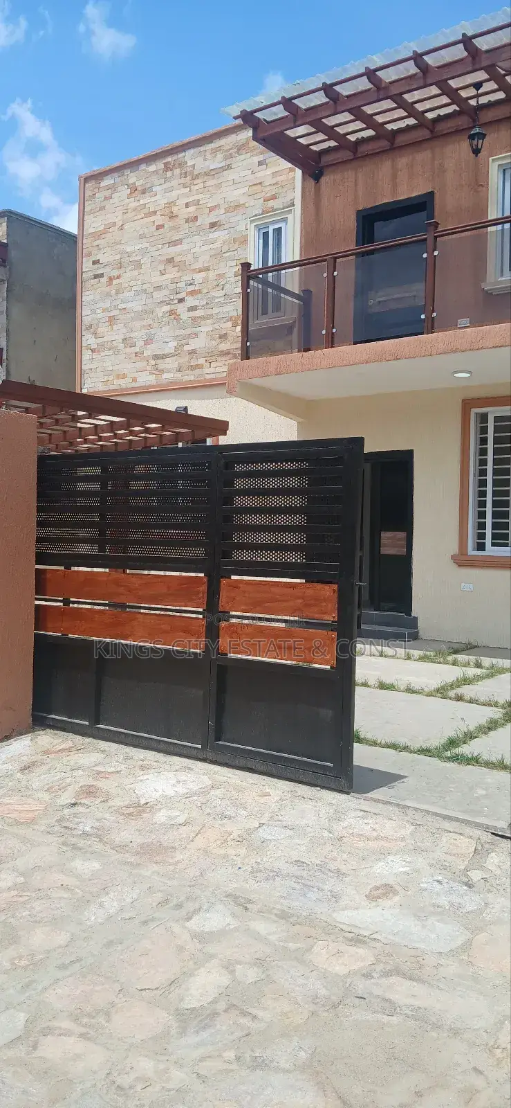 4bdrm House in Achimota-Mall for rent