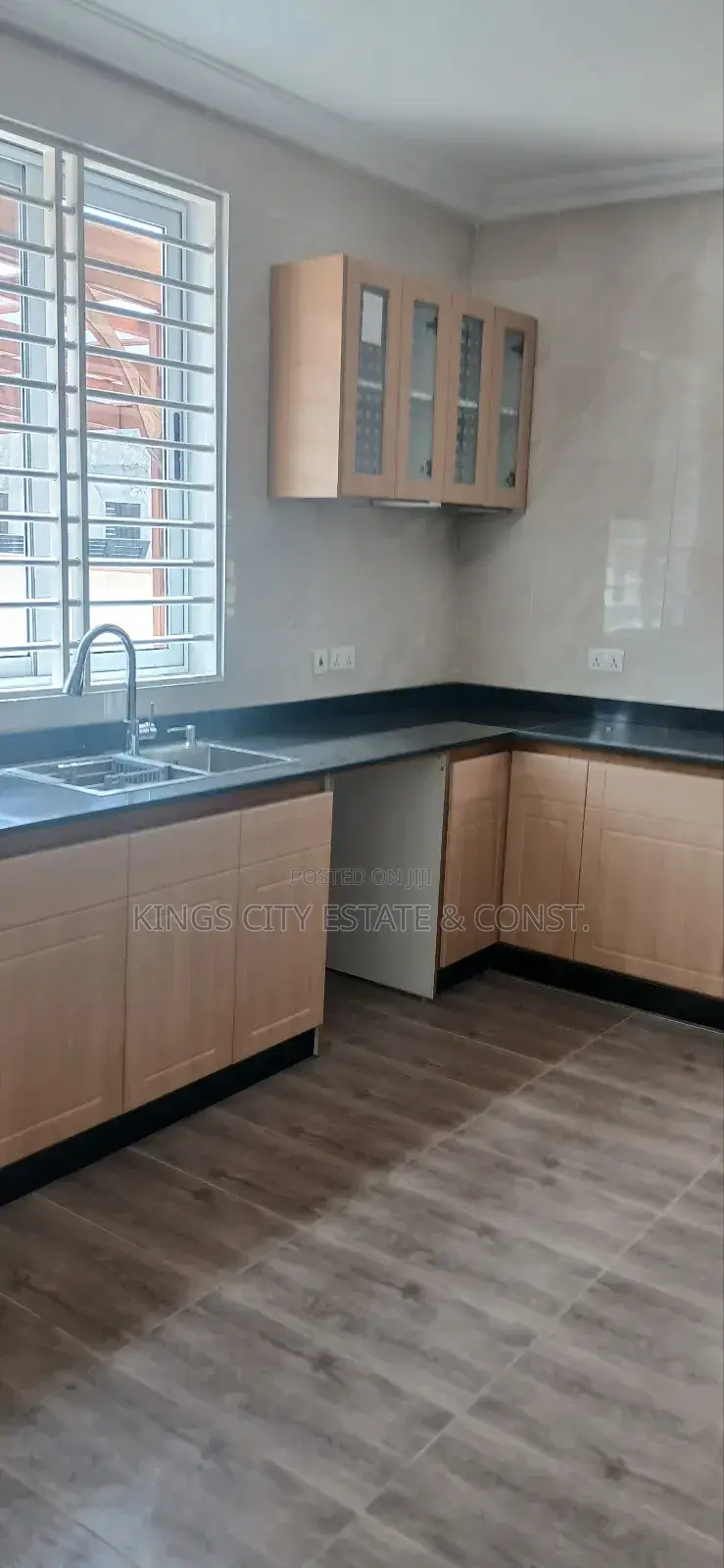 4bdrm House in Achimota-Mall for rent