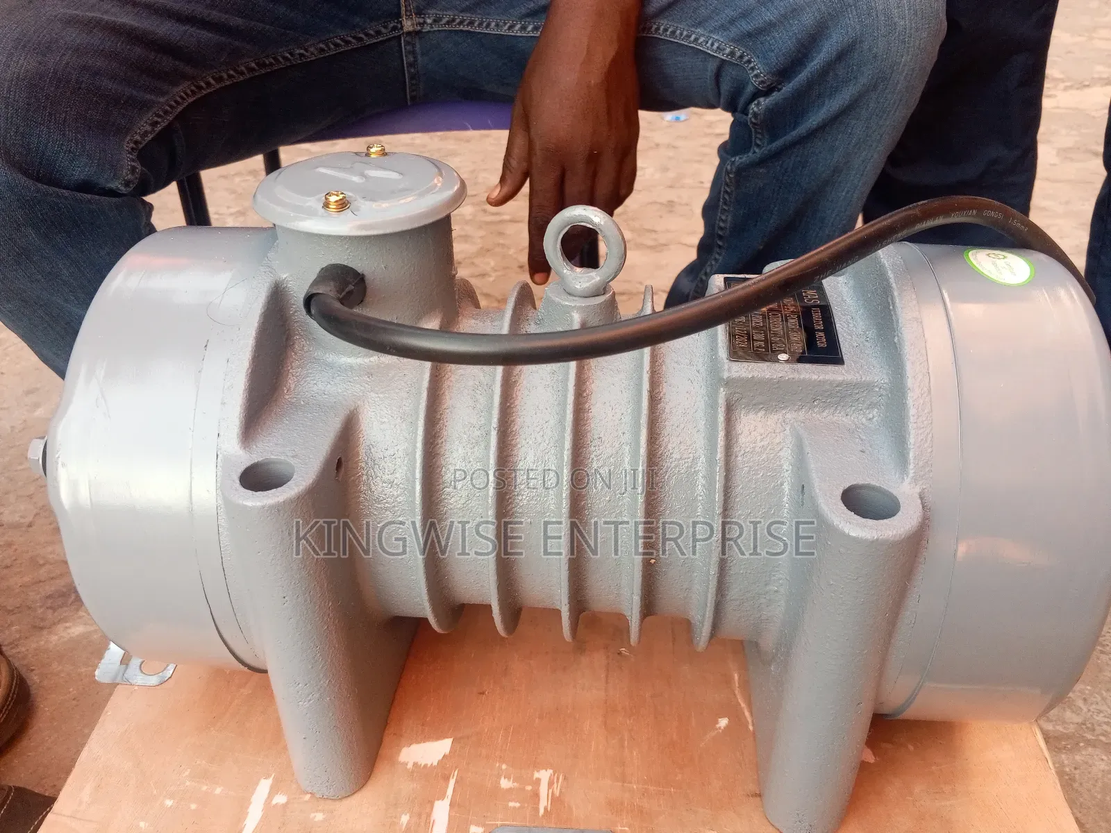 4hp Vibrator Motor.