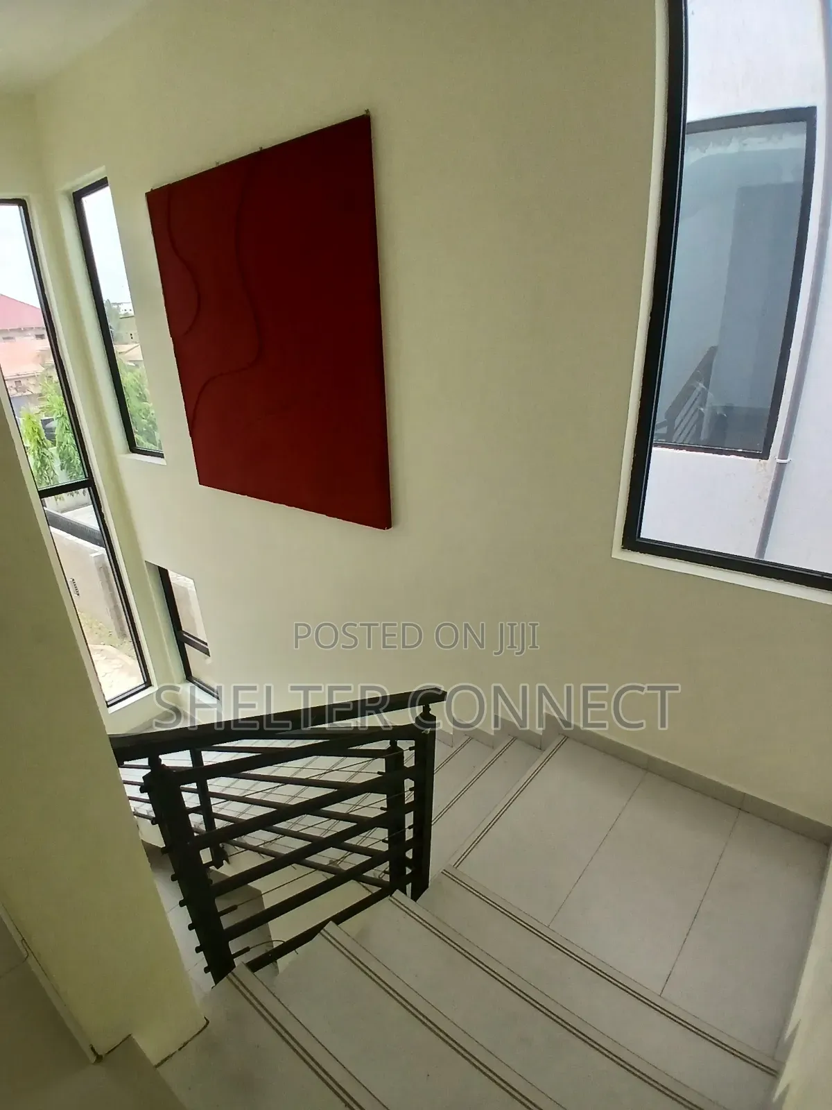 3bdrm Duplex in North Legon for sale