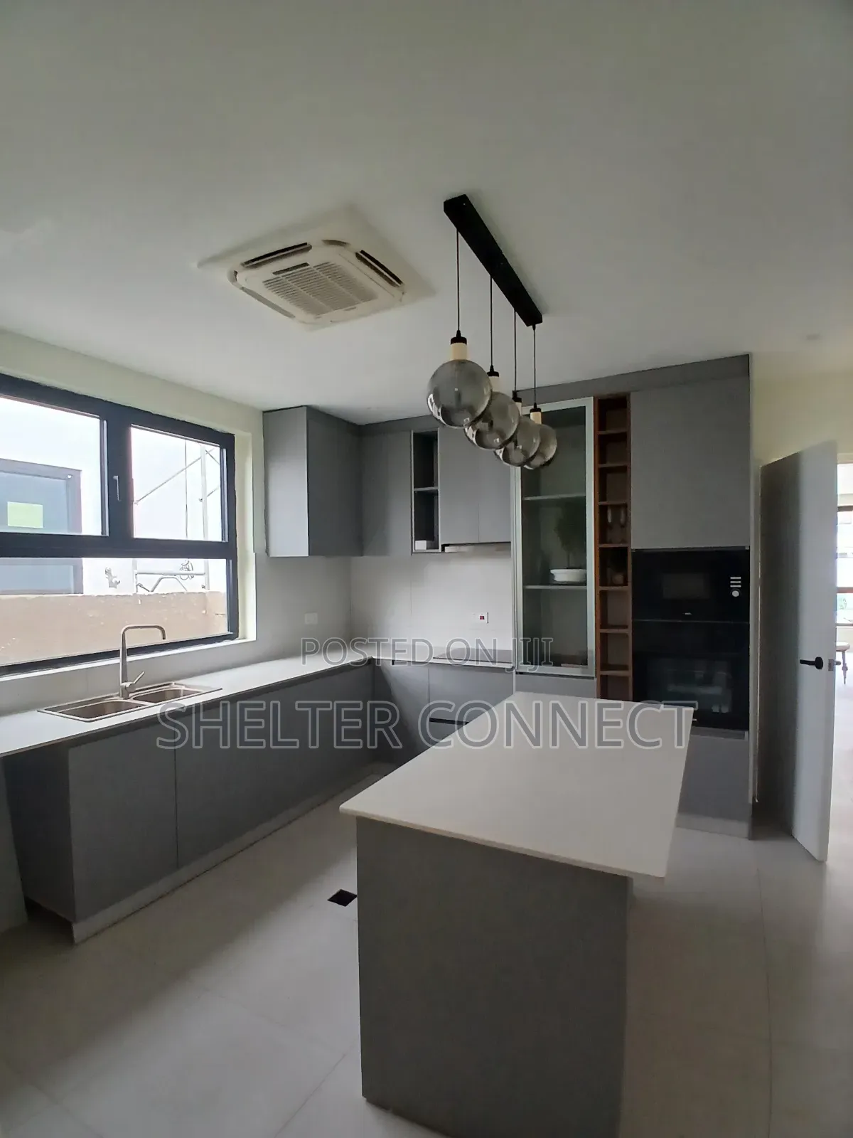 3bdrm Duplex in North Legon for sale
