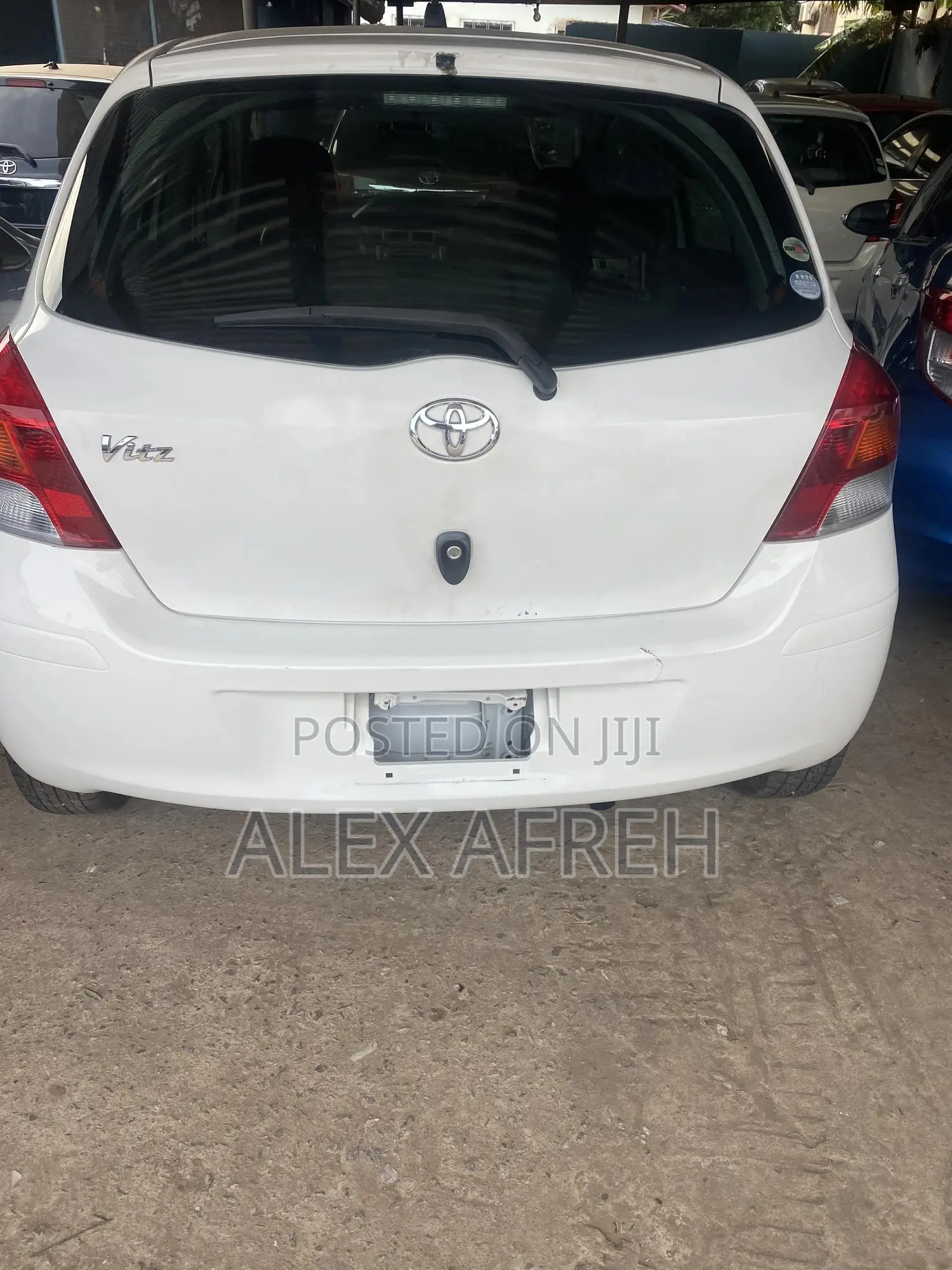 Toyota Vitz 1.3 AWD 3dr 2008 White