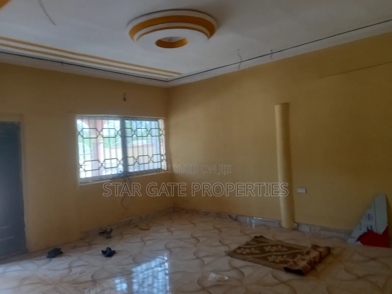 6bdrm House in Krobo, Kumasi Metropolitan for sale