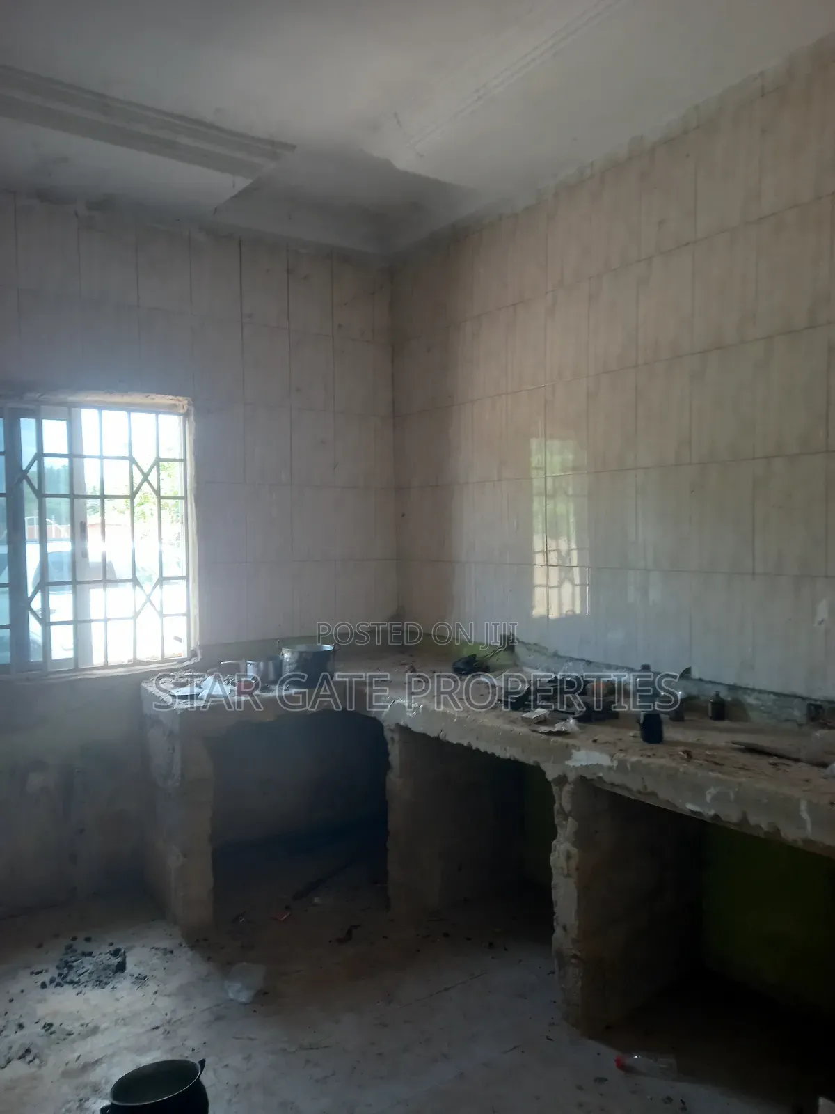 6bdrm House in Krobo, Kumasi Metropolitan for sale
