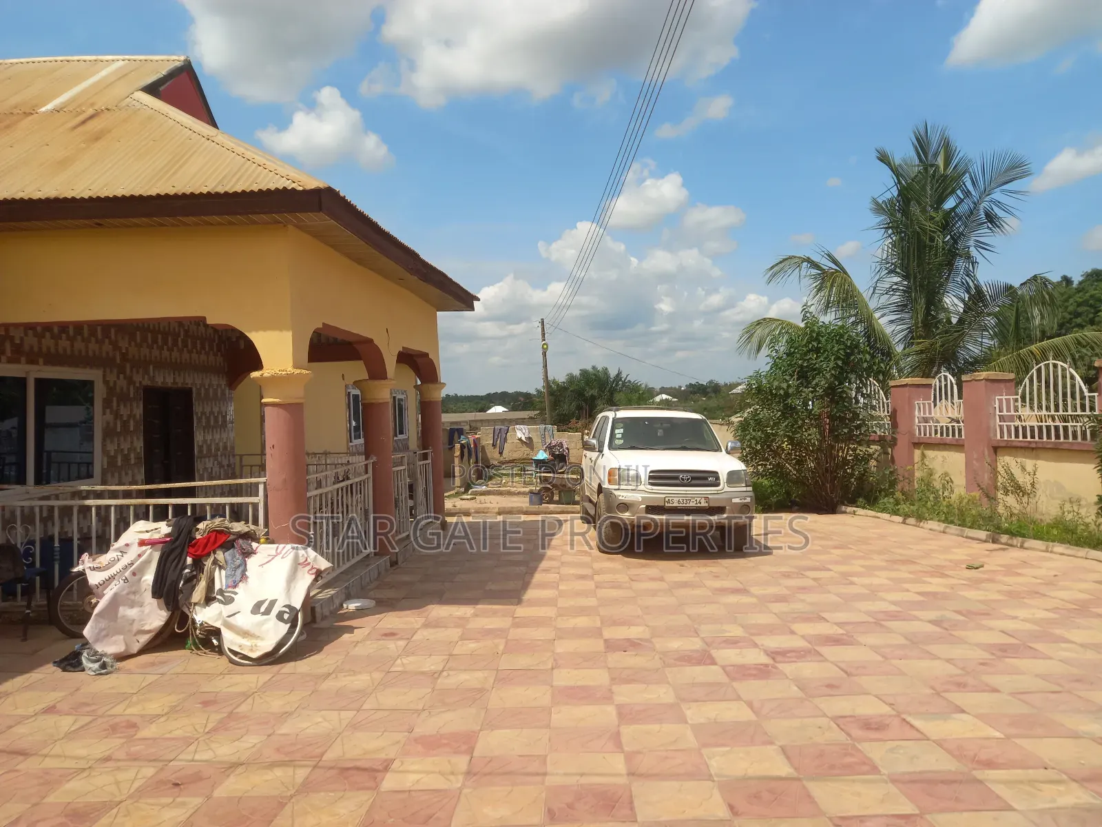 6bdrm House in Krobo, Kumasi Metropolitan for sale