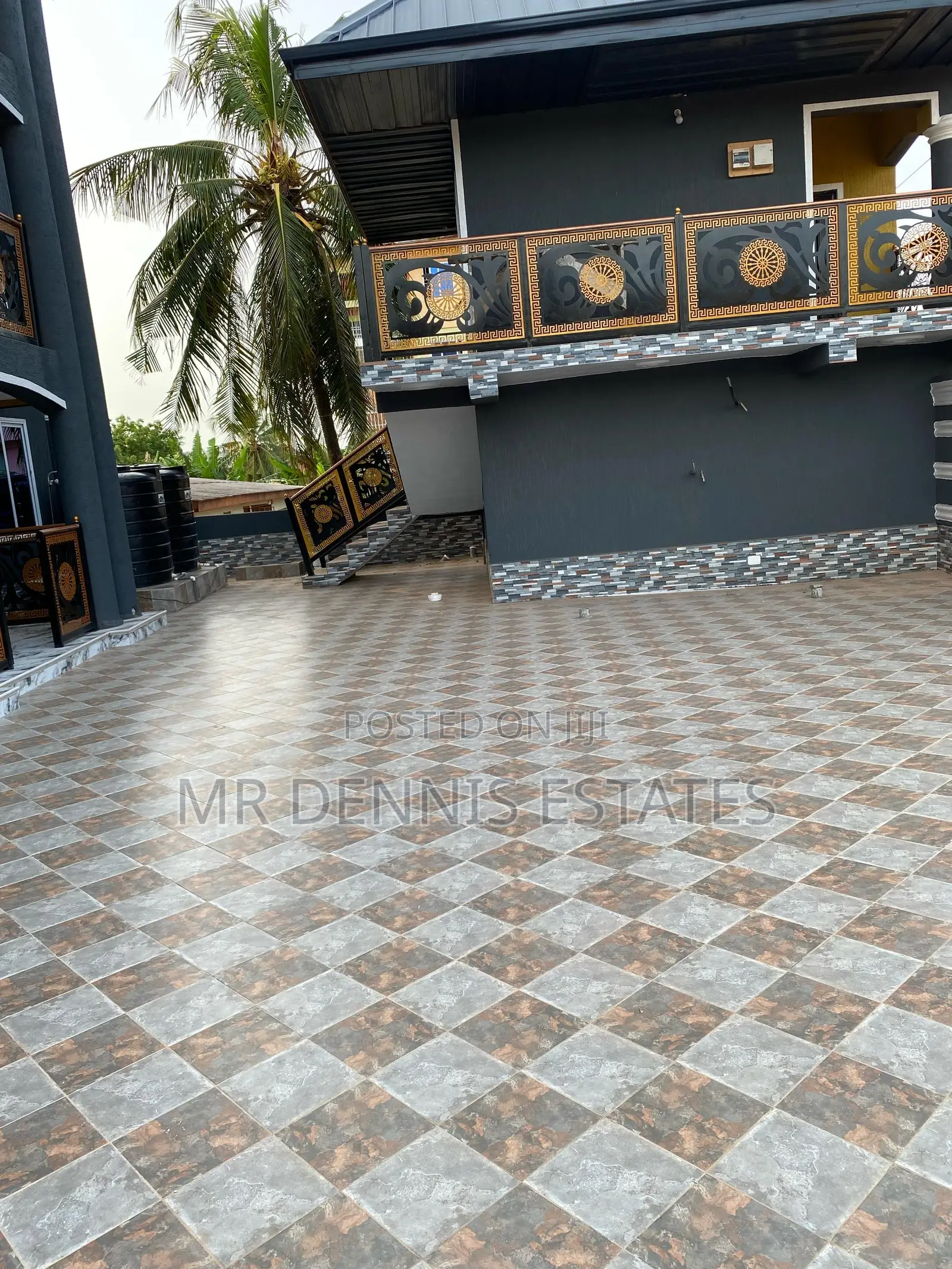 3bdrm Apartment in Westhills Mall for rent