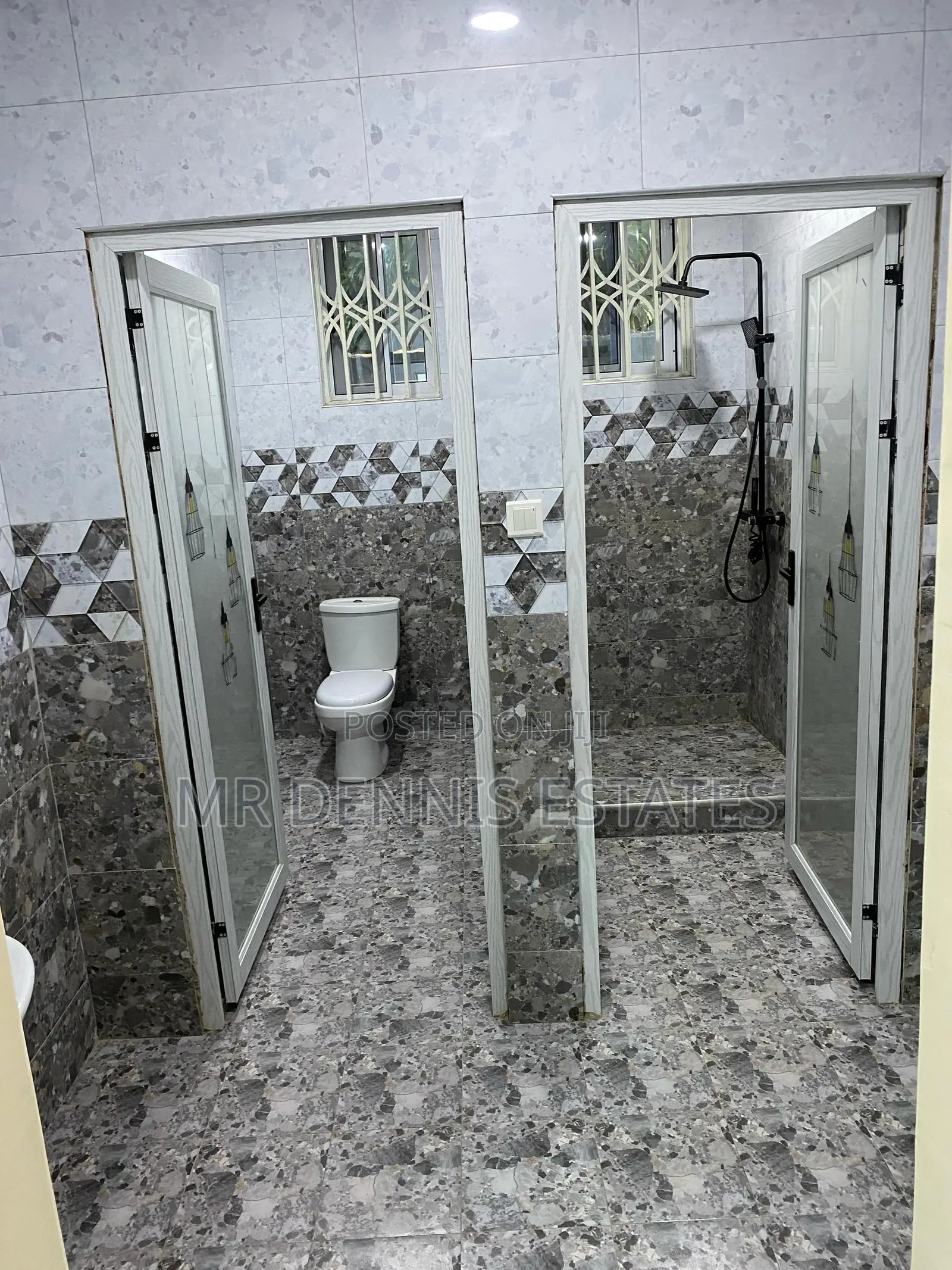 3bdrm Apartment in Westhills Mall for rent