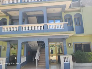 3bdrm Apartment in Francis Quarcoe, Dome for rent