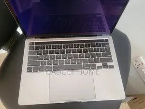 Laptop Apple MacBook Pro 2020 8GB Intel Core i5 SSD 256GB