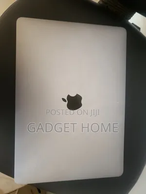Laptop Apple MacBook Pro 2020 8GB Intel Core i5 SSD 256GB