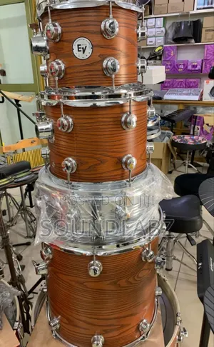 Electro-Voice (Ev) 5-Set Professional Drumset