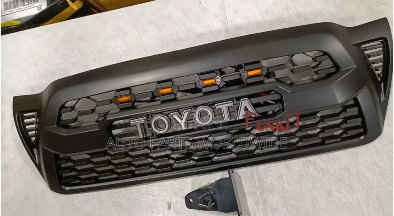 Toyota Tacoma Grill 2005-2011