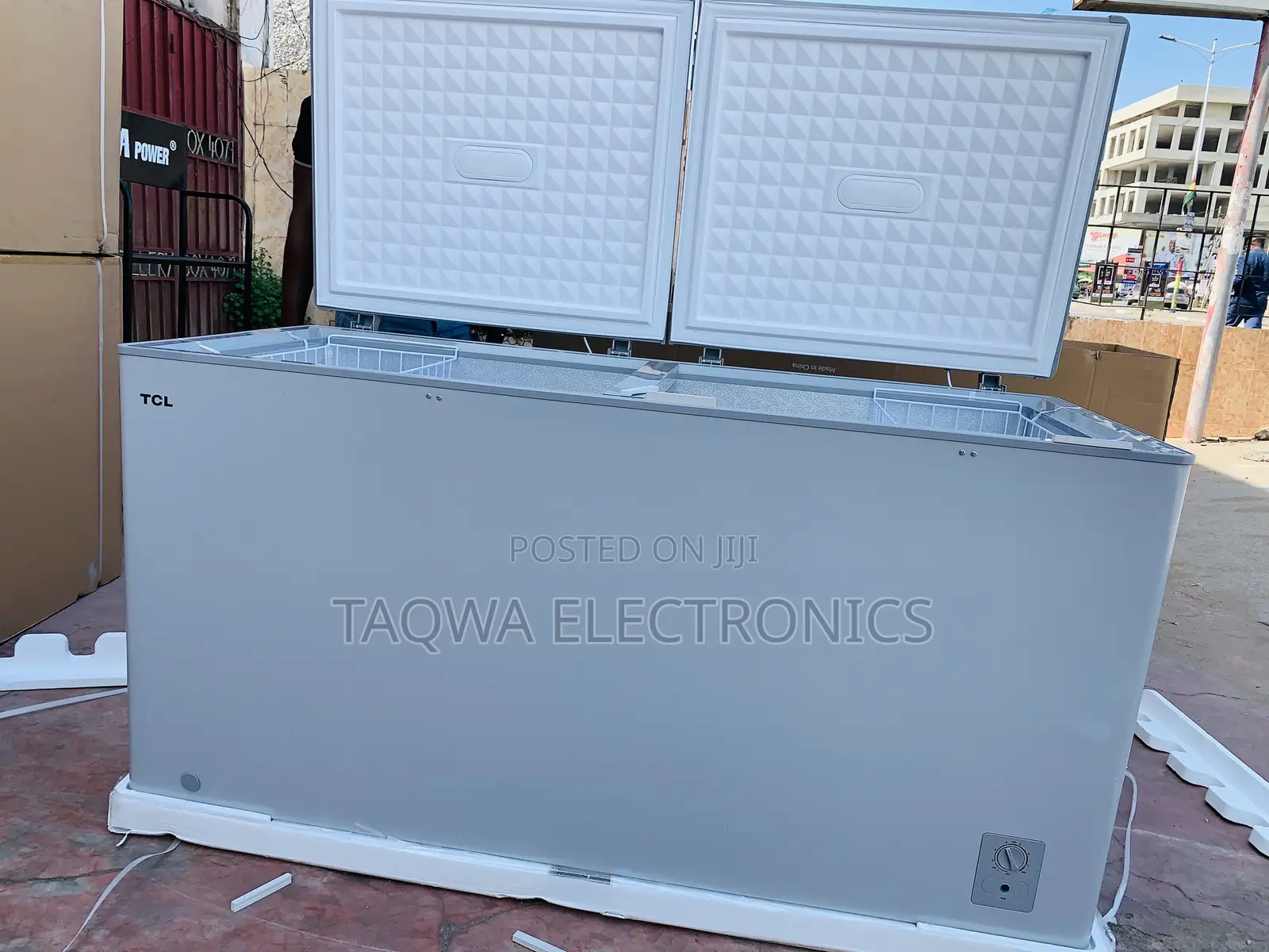2-Doors TCL Chest Freezer 520l