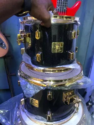 Pearl Drums Set