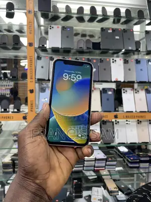 Apple iPhone 11 64 GB White