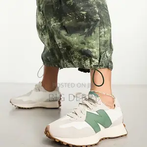 New Balance 327
