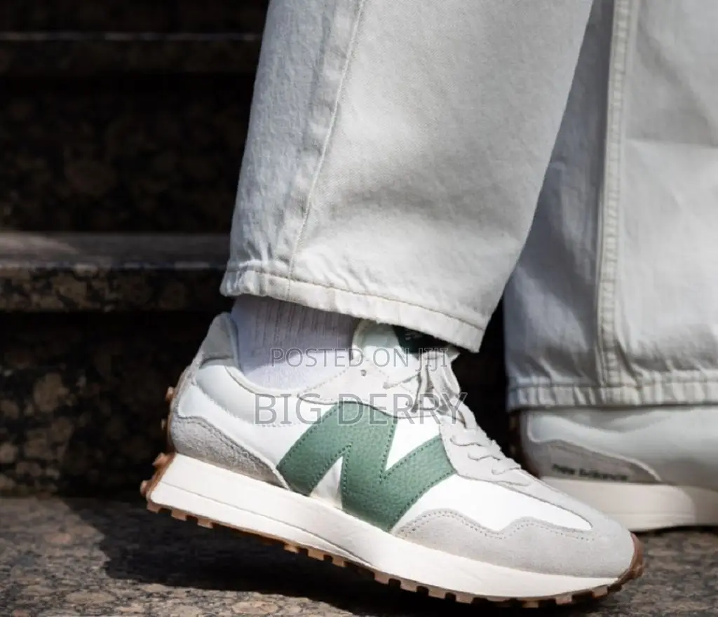 New Balance 327