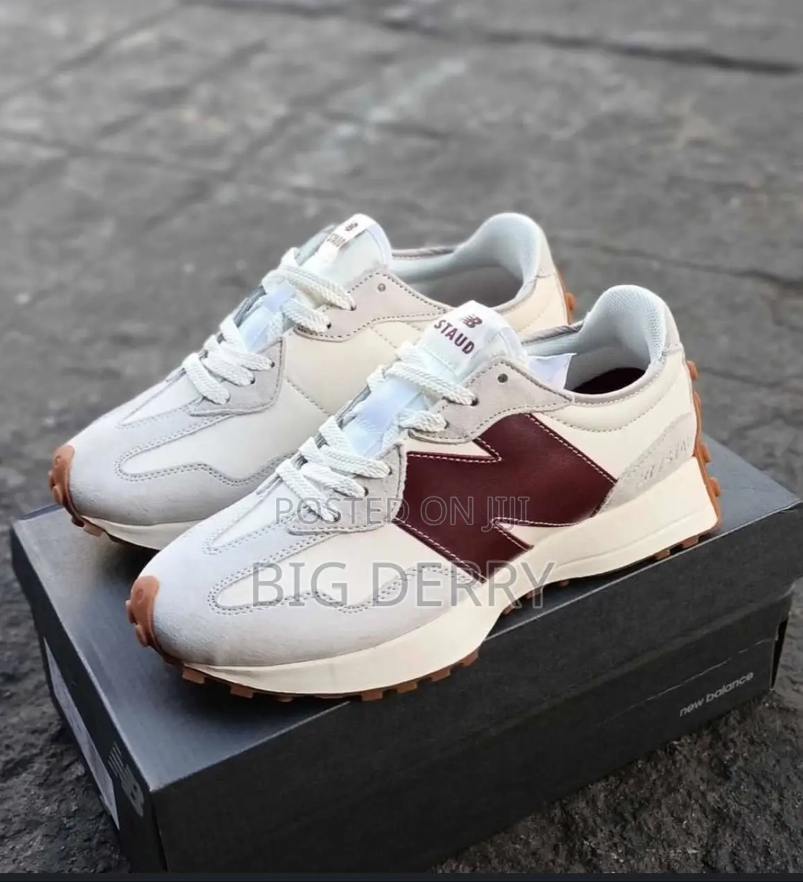 New Balance 327