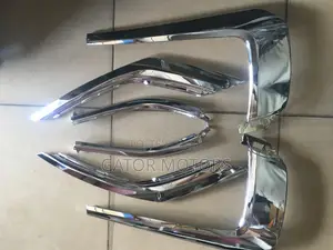 Outlander 2016 Bumper Chrome Mouldings
