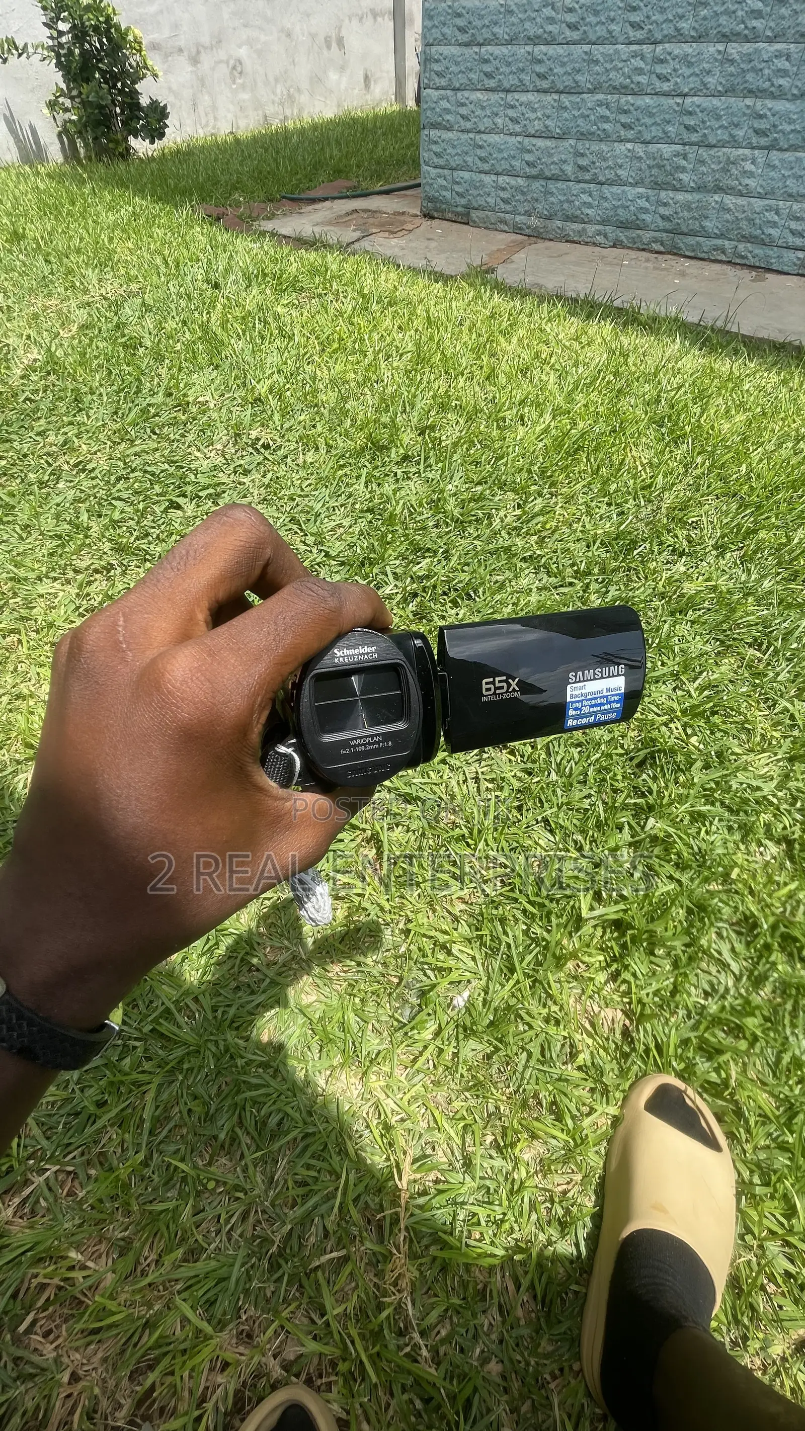 Brand New Samsung F50 Sd Camcorder (65x Intellizoom )