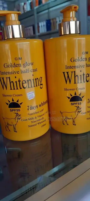 Photo - Golden Glow Intensive Half Cast Shower Cream