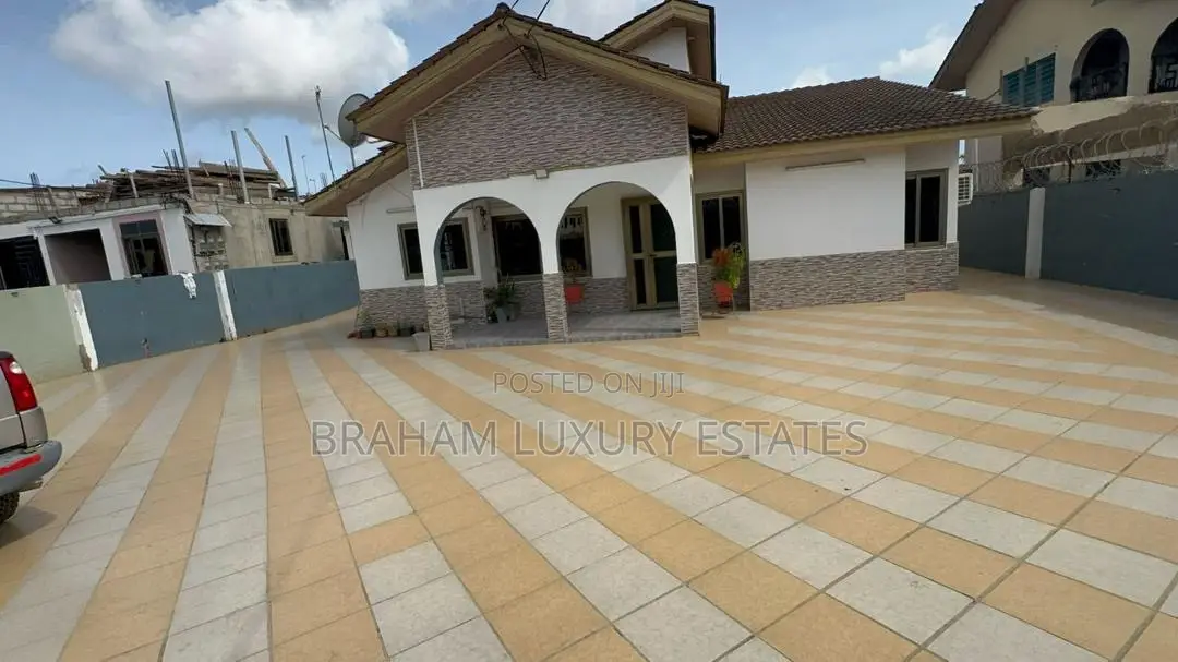 3bdrm House in Braham Luxury, Teshie for rent
