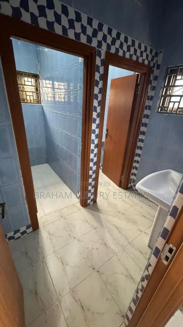 3bdrm House in Braham Luxury, Teshie for rent