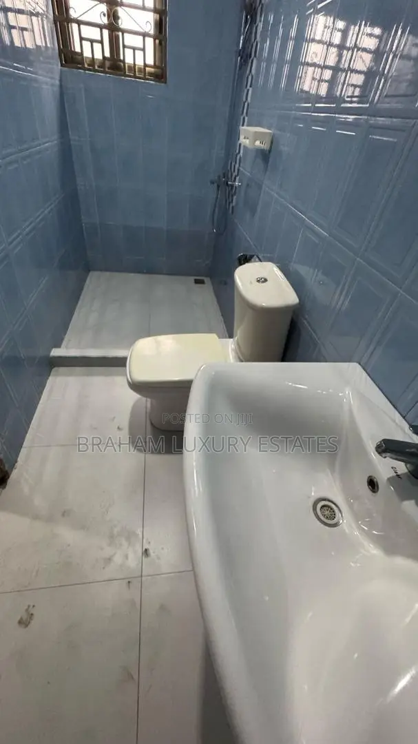 3bdrm House in Braham Luxury, Teshie for rent