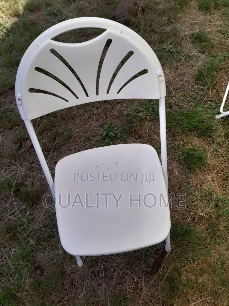 Event Chair/ Fan Back