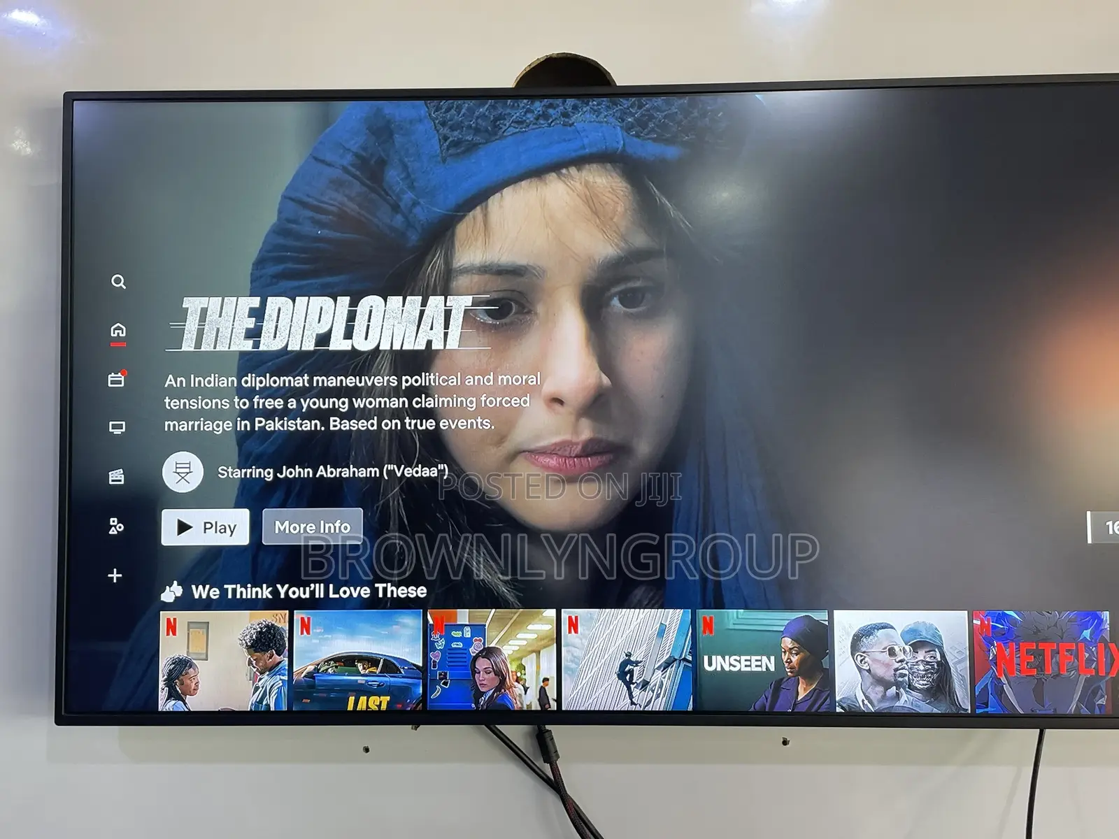43'' Samsung Uhd Monitor
