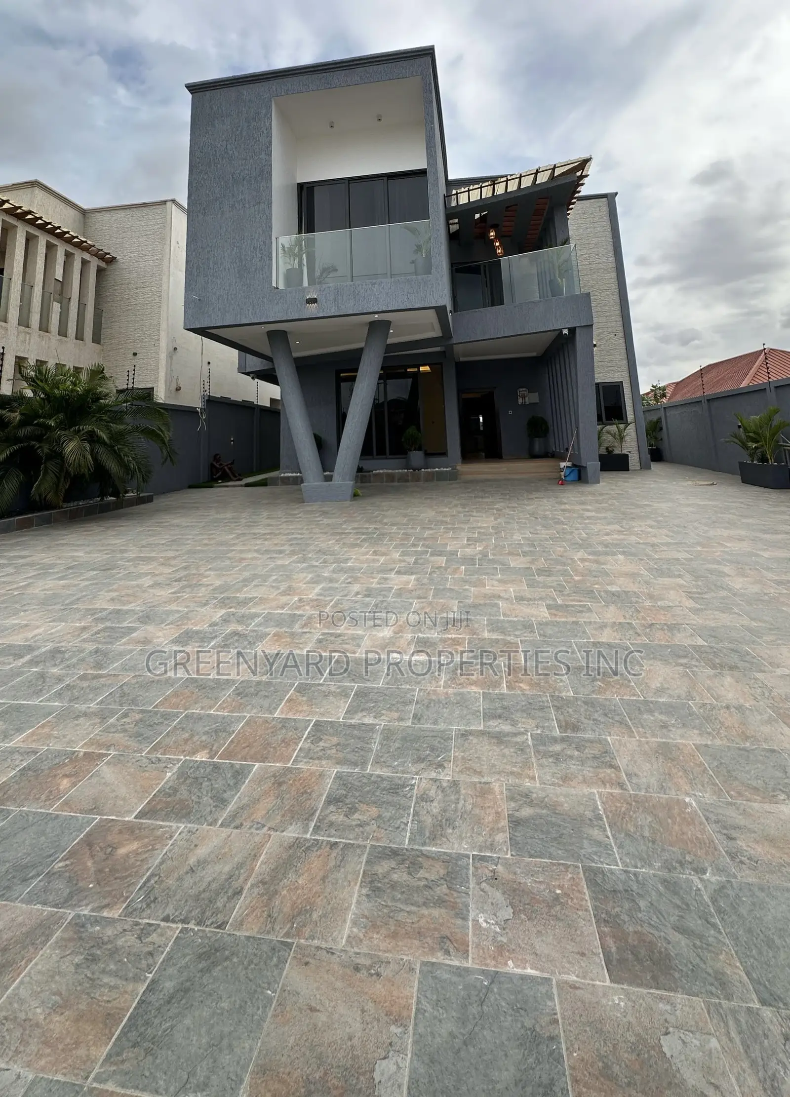 4bdrm House in East Legon Hills for sale