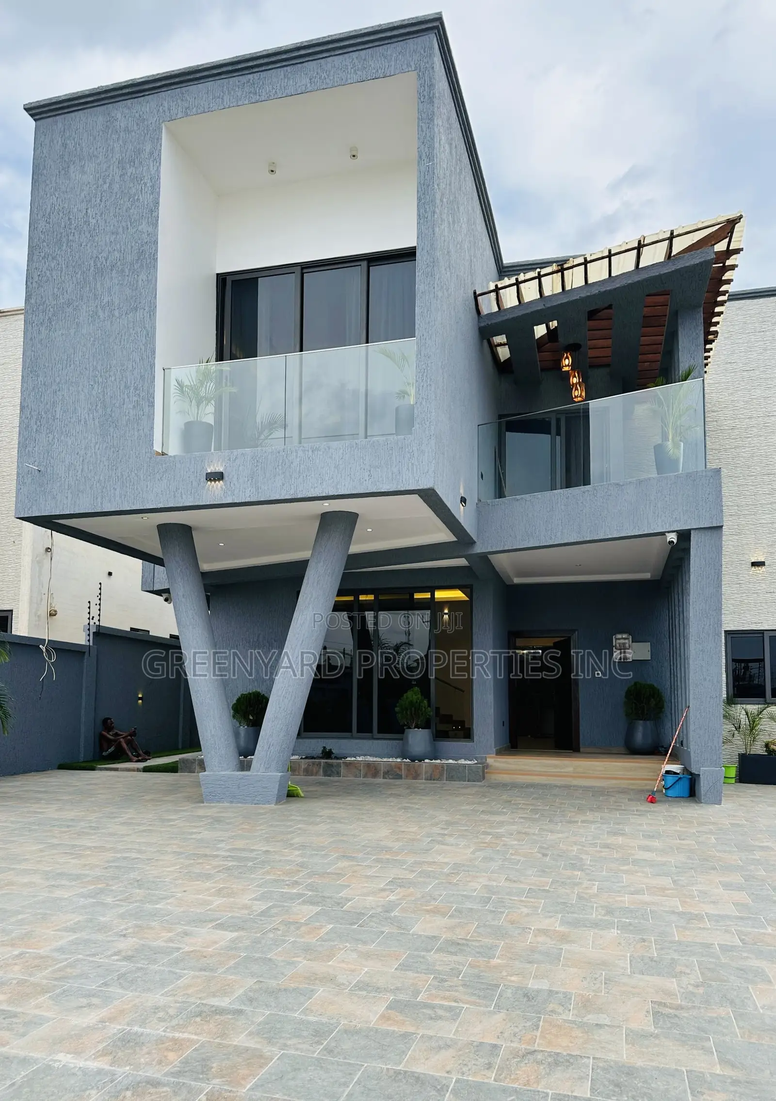 4bdrm House in East Legon Hills for sale