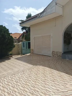 Furnished 4bdrm House in East Airport, Accra Metropolitan for rent