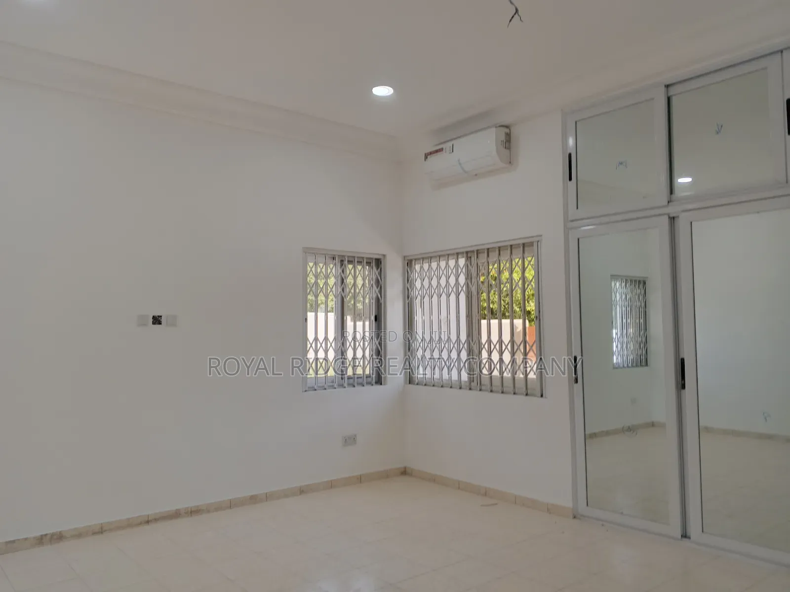 4bdrm House in East Airport, Accra Metropolitan for rent
