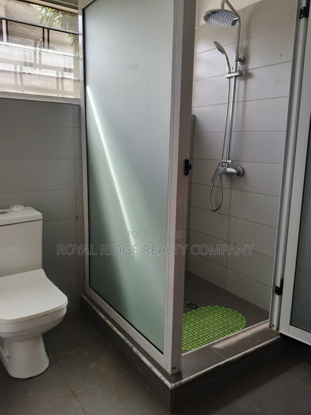 3bdrm House in East Airport, Accra Metropolitan for rent