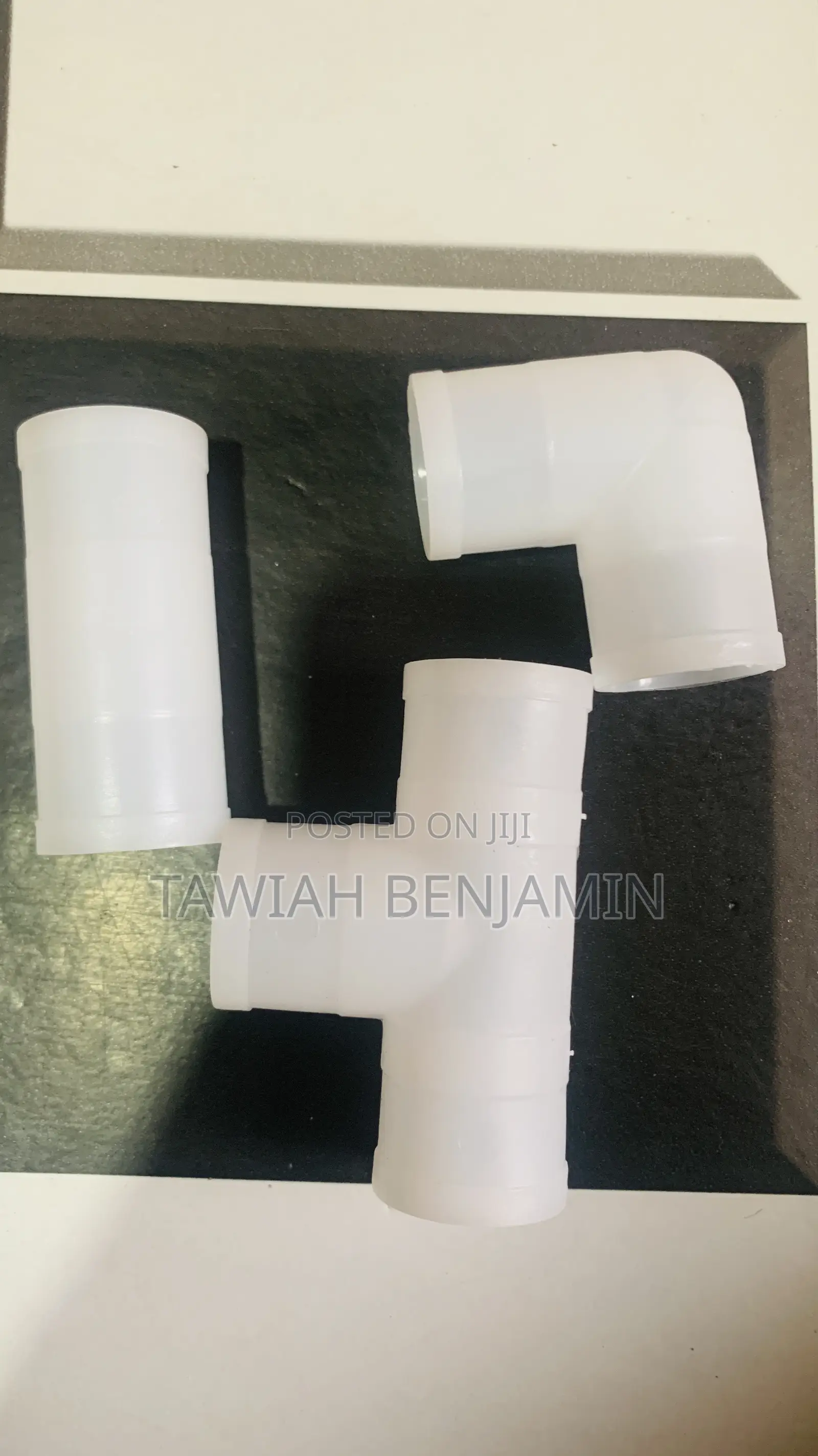 Chicken Pipe Connecter