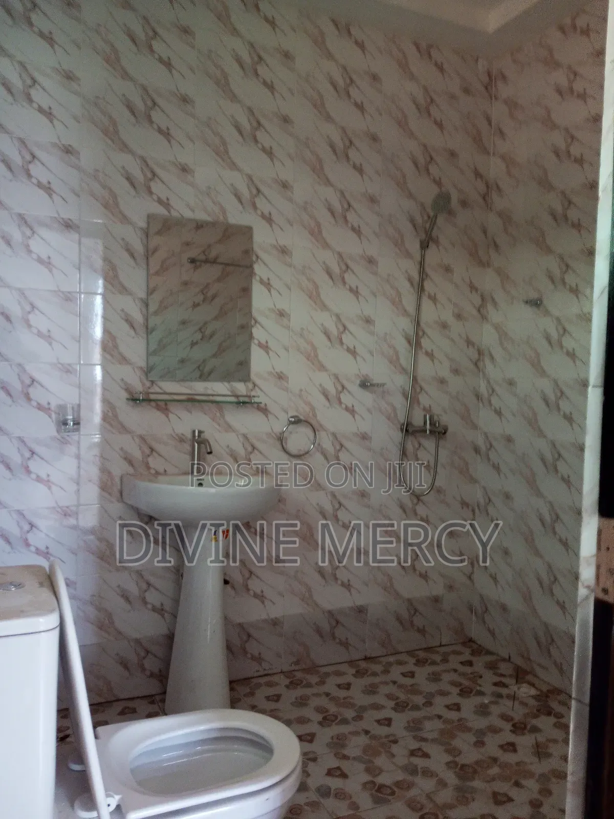 1bdrm Apartment in Nyanaynor Road, Awutu Senya East Municipal for rent