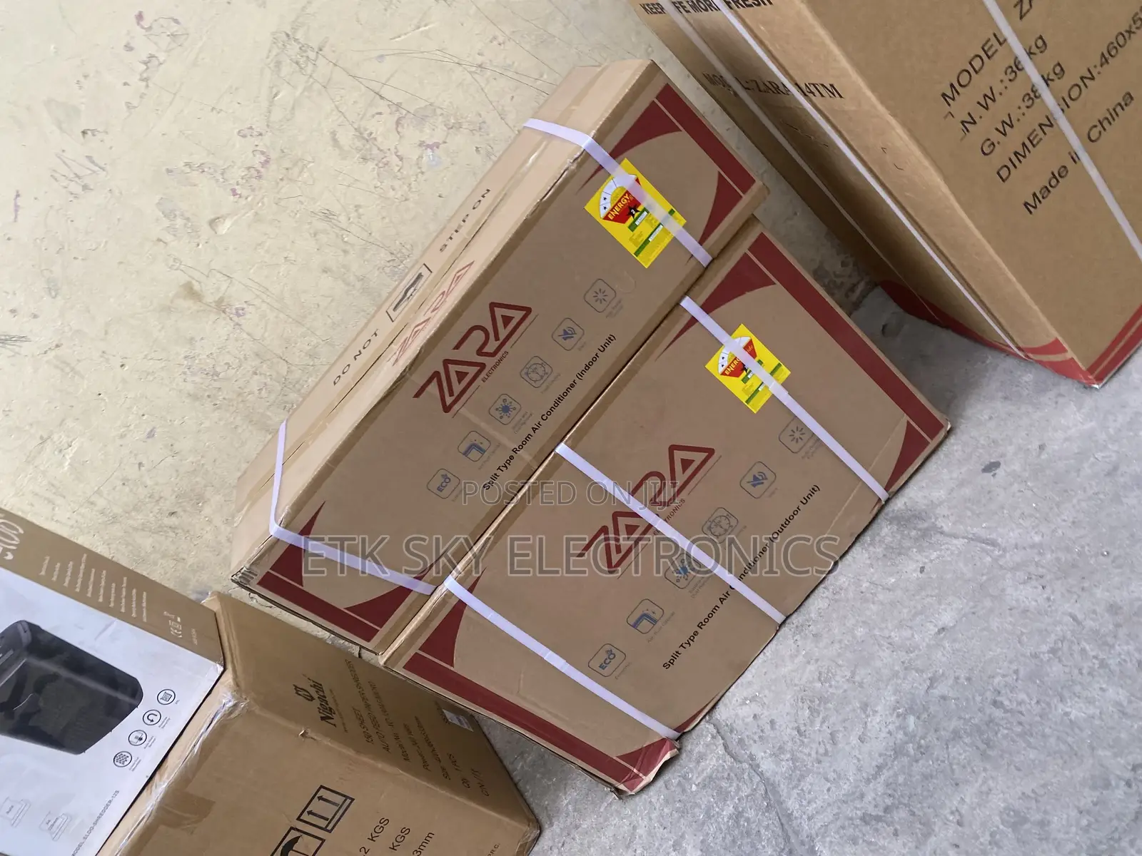 Absorbing Zara 2.5hp Split Ac R410 Gas
