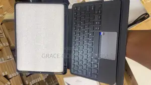 iPad 7/8/9th Gen Keyboard With Trackpad Backlit