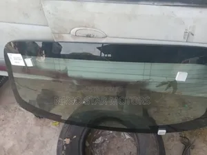 Mercedes Benz C300 2022 Back Glass
