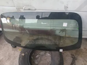 Mercedes Benz C300 2022 Back Glass