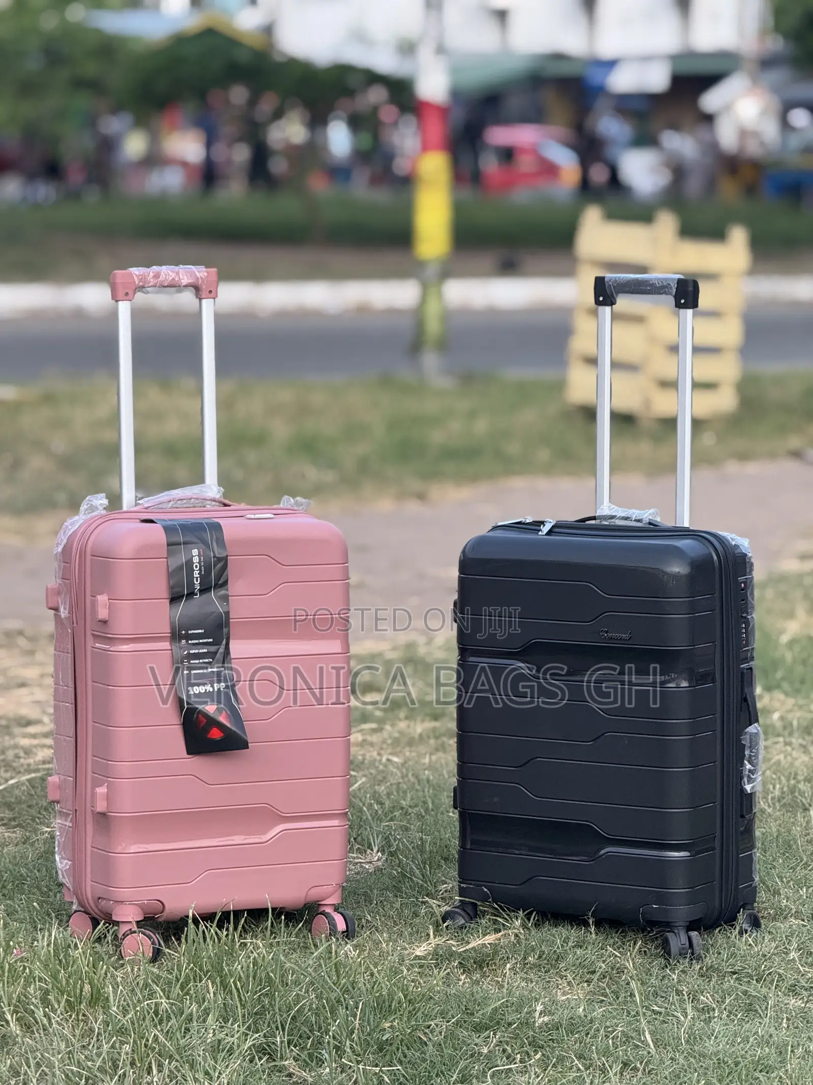Cabin Luggage Medium Size