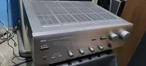 Yamaha Ax-470 Stereo Amplifier and Cd Player