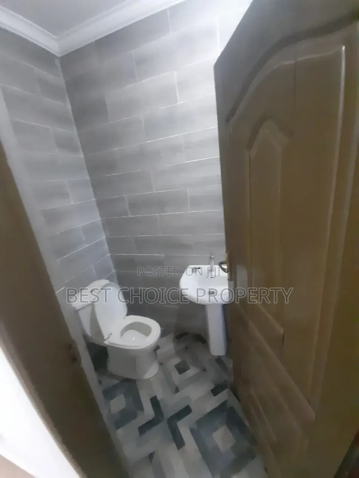 2bdrm Apartment in Ashiyie, Frafraha for rent